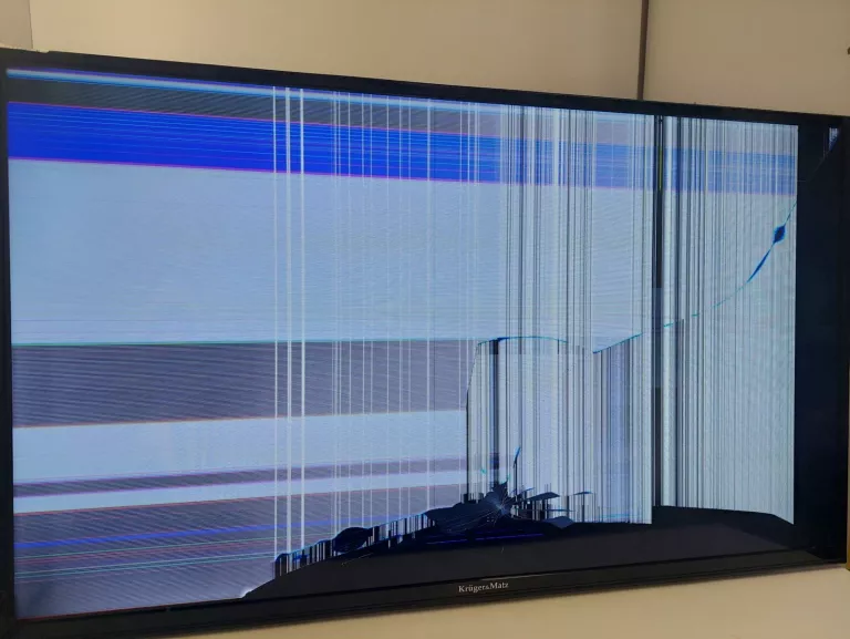TELEWIZOR KRUGER MATZ KM0232-T3 PILOT - USZKODZONA MATRYCA - NA CZĘŚCI