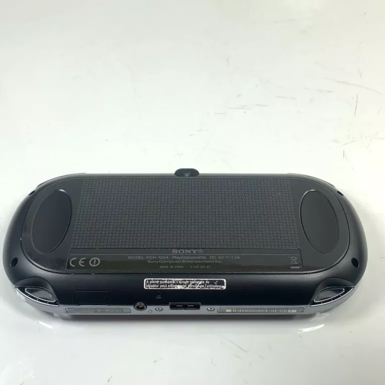 konsola-ps-vita-pch-1004-product-id-290c40d9-7a6c-4c56-b5fd-32ca573fd4ca
