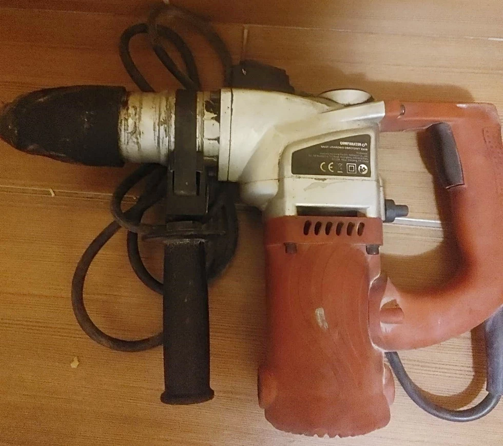 mlotowiertarka-comparator-850w-walizka-moscickiego-20-tomaszow-maz