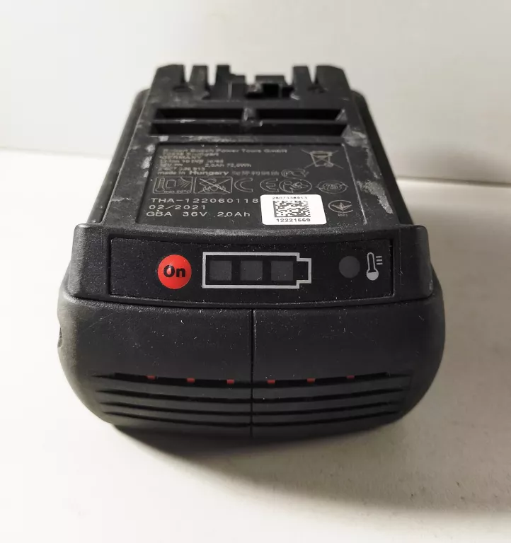Bosch Kit De Iniciación 36V – 1 Batería 2,0 Ah Y Cargador AL 36V-20 Para Herramientas De Jardín