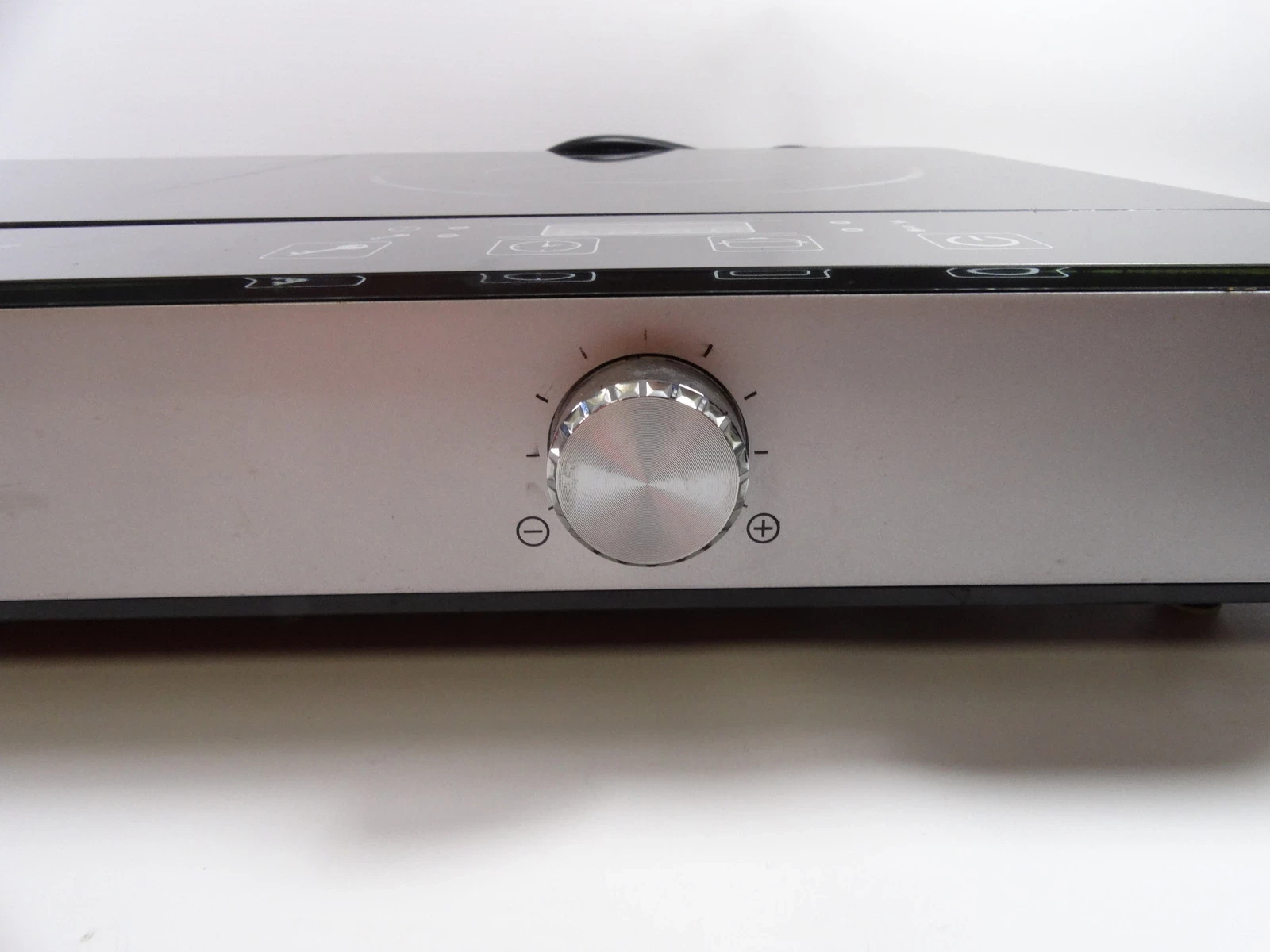 plyta-indukcyjna-silvercrest-sdi-3500-kolor-dominujacy-czarny