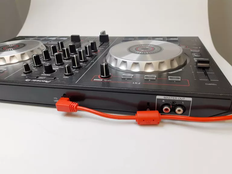 KONTROLER DJ KONSOLA PIONEER DDJ-SB2