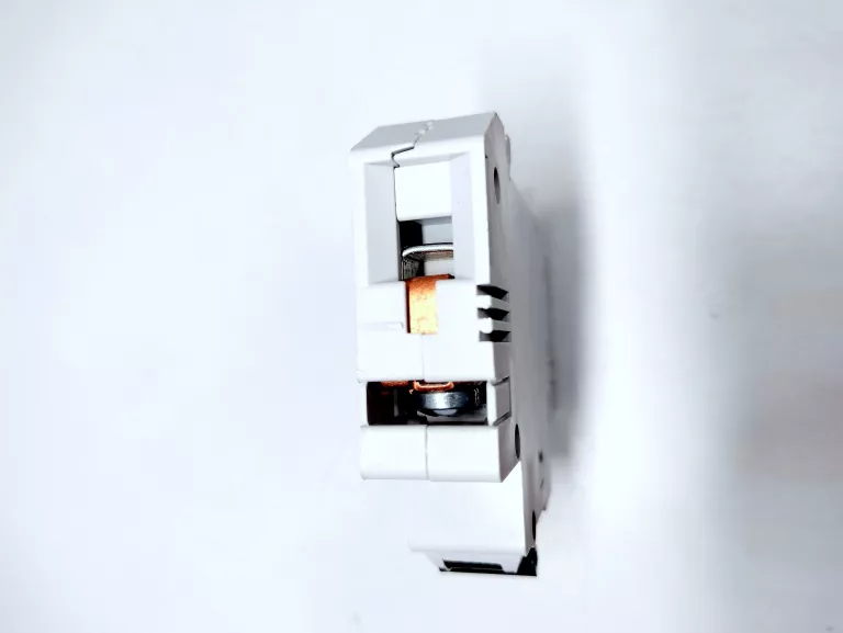 wylacznik-nadpradowy-etimat-10-1p-c25a-kod-producenta-002131718