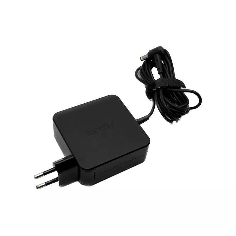 laptop-asus-f555l-i5-2410u8gb-czytaj-opis-przekatna-ekranu-1560