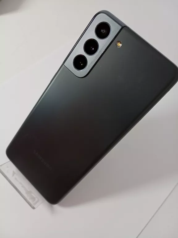 telefon-samsung-galaxy-s21-5g-na-czesci-transmisja-danych-5g