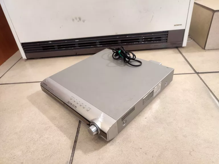 ZESTAW KINA DOMOWEGO SAMSUNG 5.1 HT-DB 120