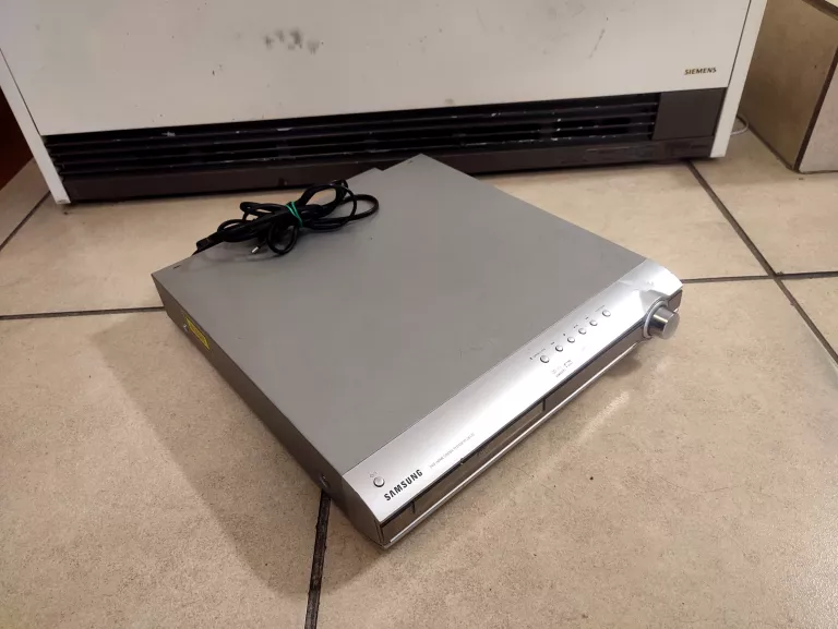 ZESTAW KINA DOMOWEGO SAMSUNG 5.1 HT-DB 120
