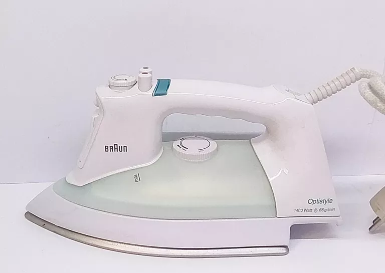 zelazko-braun-optistyle-1400-w-stan-uzywany