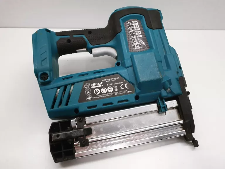 gwozdziarka-akumulatorowa-dedra-ded7053-lad-zasilanie-akumulatorowe