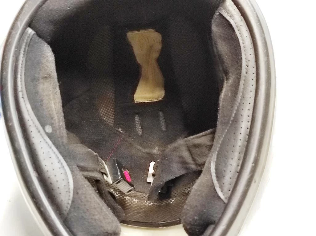 kask-motocyklowy-tornado-czarny-w-czaszki-l-ean-gtin-123456789012