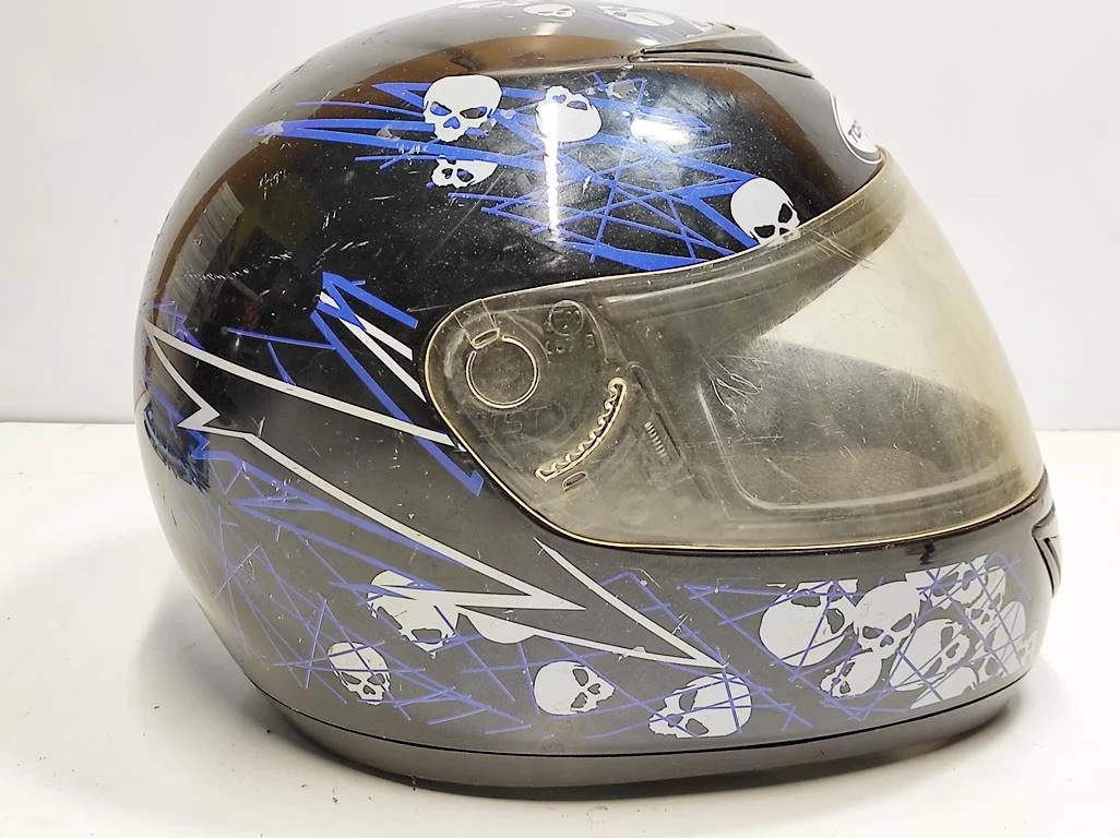 kask-motocyklowy-tornado-czarny-w-czaszki-l-typ-integralne-pelne