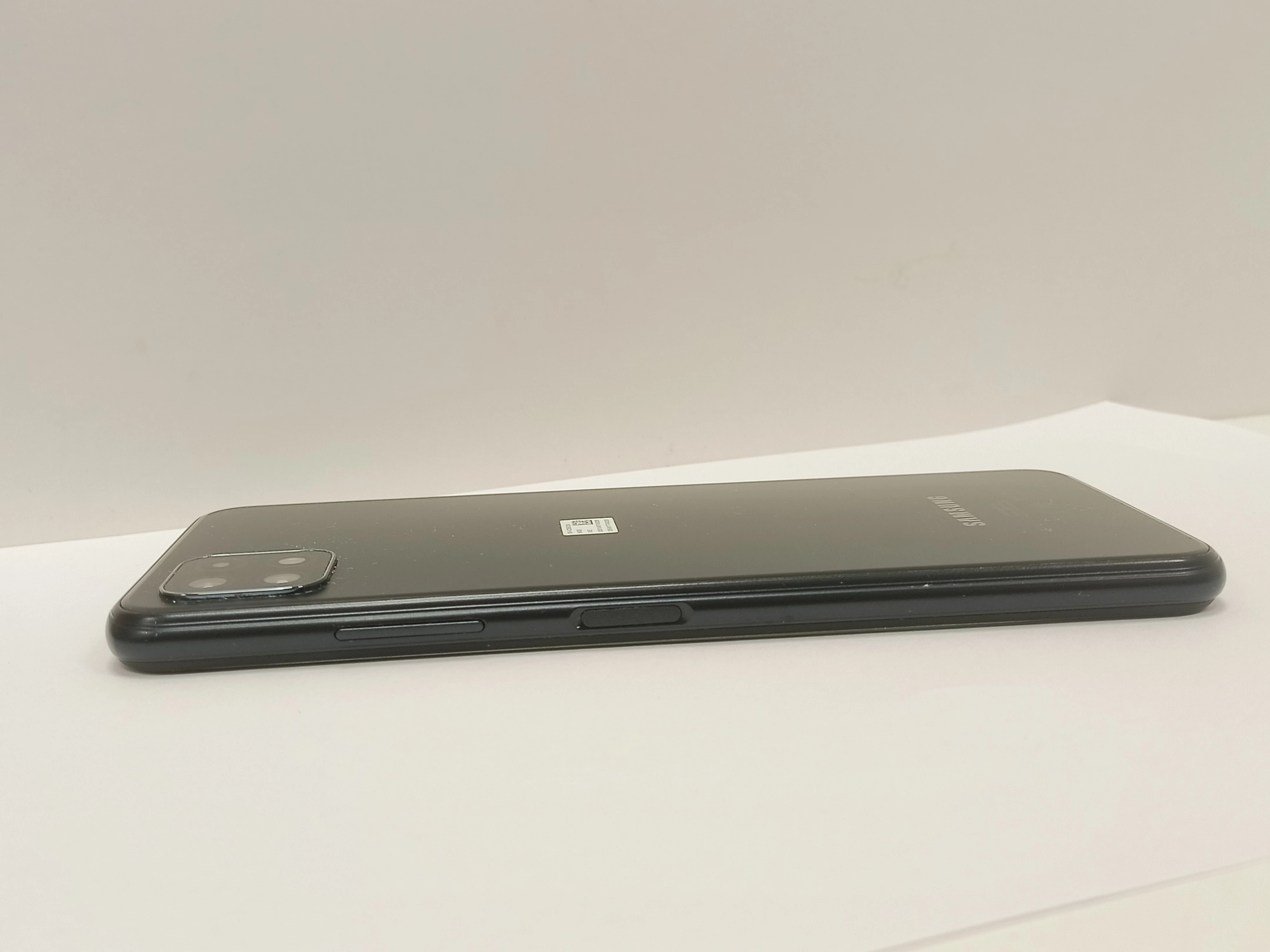 samsung-galaxy-a22-5g-4gb64gb-dual-sim-system-operacyjny-android