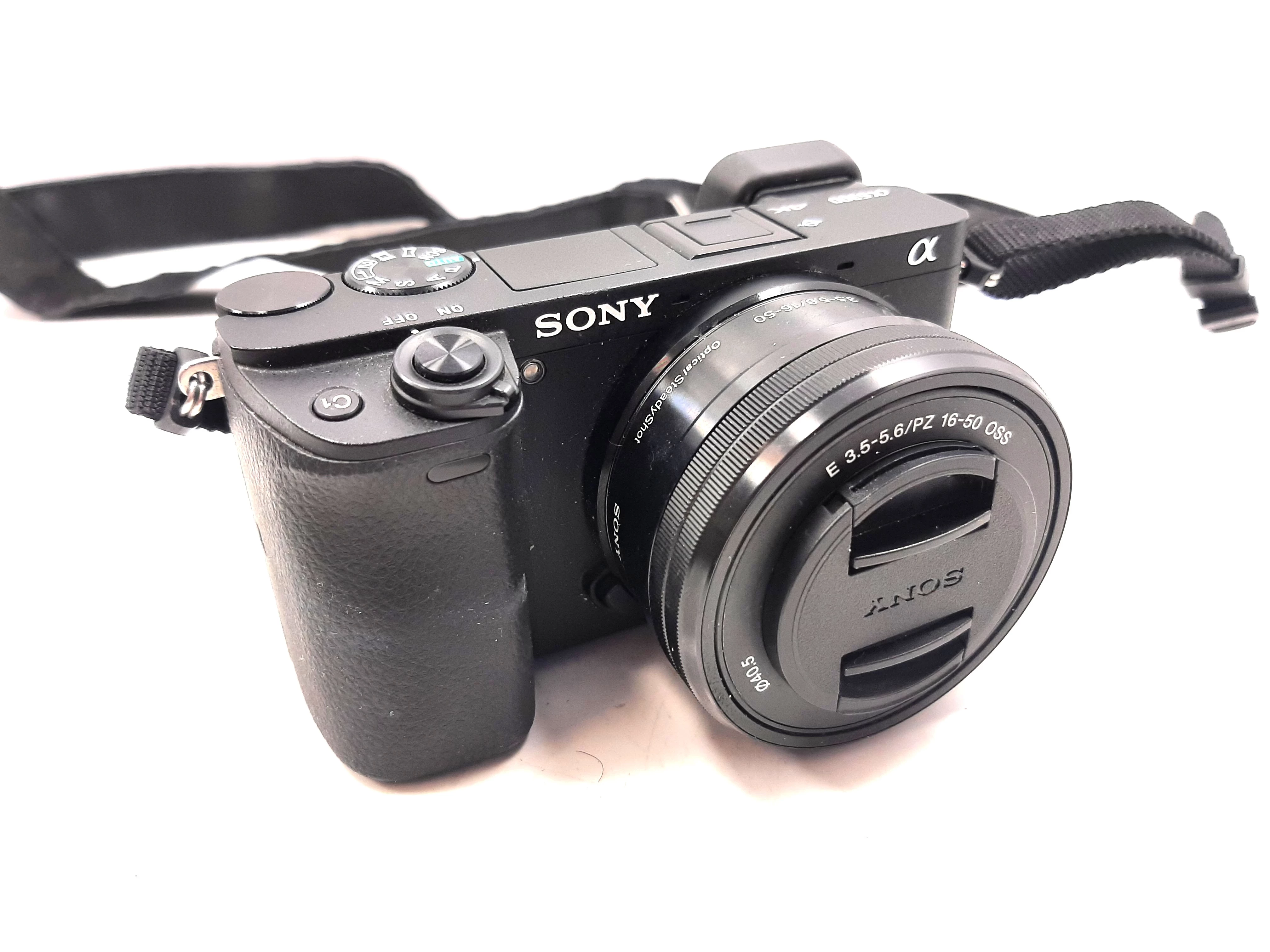 aparat-sony-a6300-obiektyw-16-50mm-etuikarta-kod-producenta-a6300