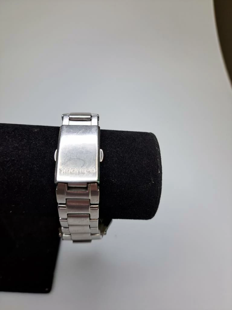 zegarek-meski-casio-g-schock-g-011d-przecena-typ-nareczny