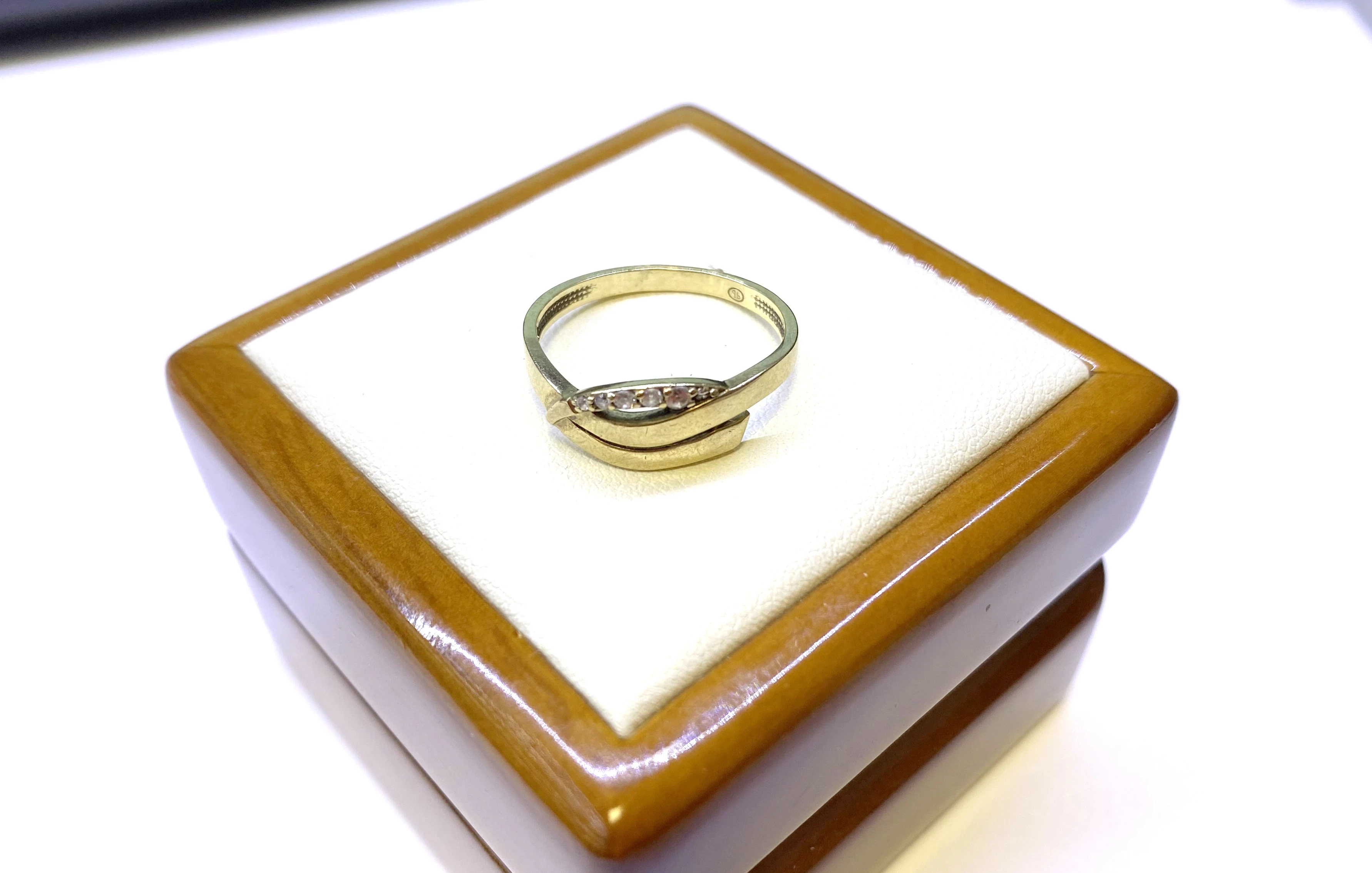 piekny-zloty-pierscionek-z-cyrkoniami-pr-333-191g-rodzaj-2205-2