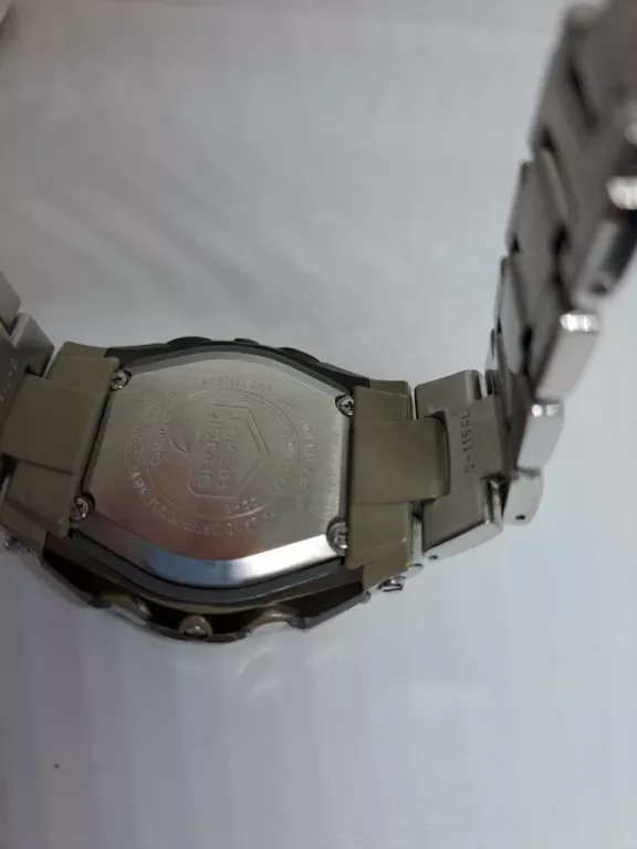 zegarek-meski-casio-g-schock-g-011d-przecena-wodoszczelnosc-200m-wr200
