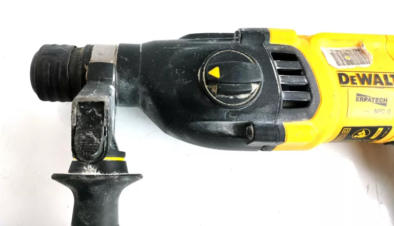 MŁOTOWIERTARKA DEWALT D25133K + WALIZKA | Młotowiertarki | Loombard.pl