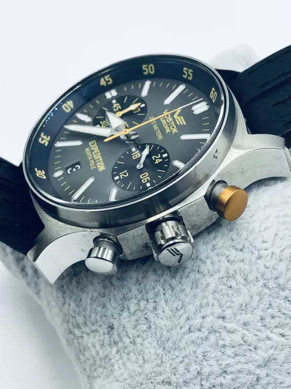 ZEGAREK VOSTOK EXPEDITION NORTH POLE