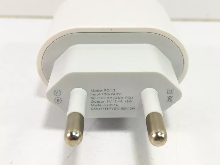 12-ladowarka-c-lightning-ean-gtin-5703357832595