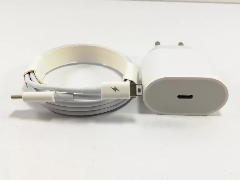 12-ladowarka-c-lightning-stan-11323-2