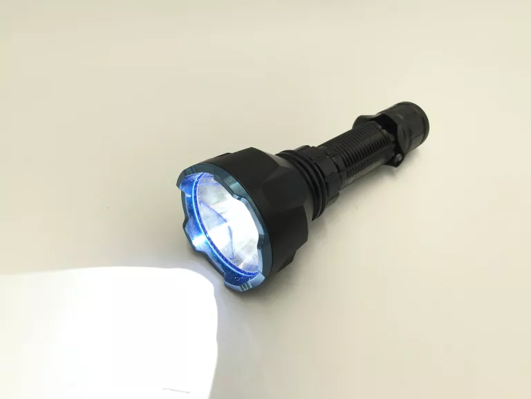 latarka-led-olight-warrior-x-turbo-komplet-gw-kod-producenta-bd