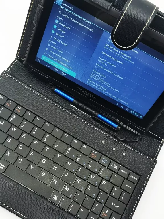 TABLET GOCLEVER TERRA 70L    Z KLAWIATURĄ  ETUI