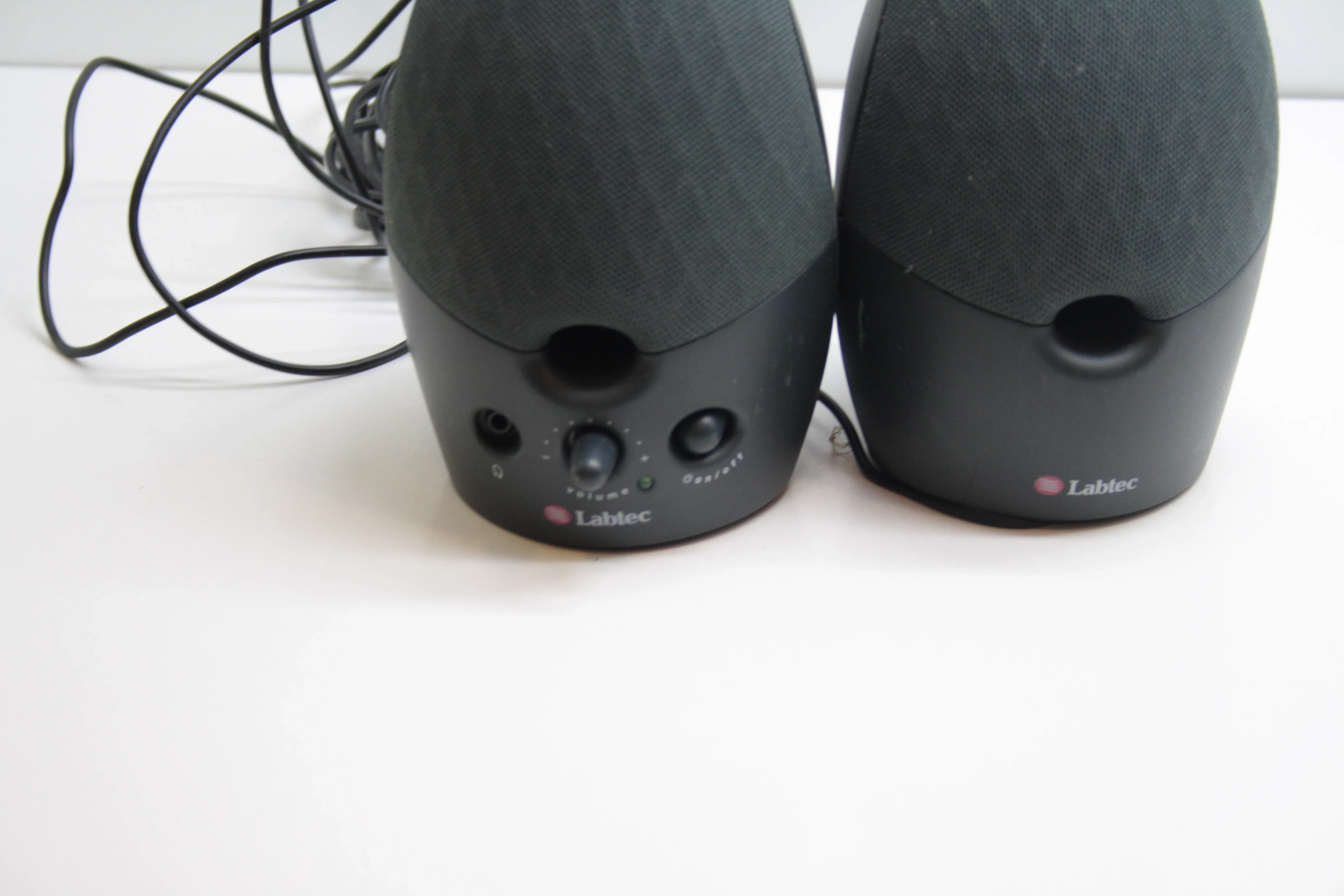 glosniki-komputerowe-labtec-stan-uzywany