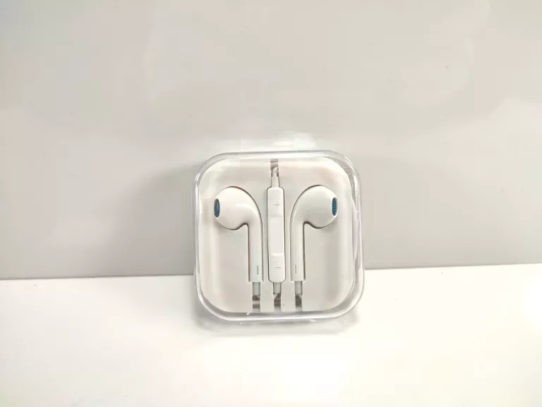 27-sluchawki-zapakowane-iphone-jack-gorna-wilda-100-poznan-ska-x