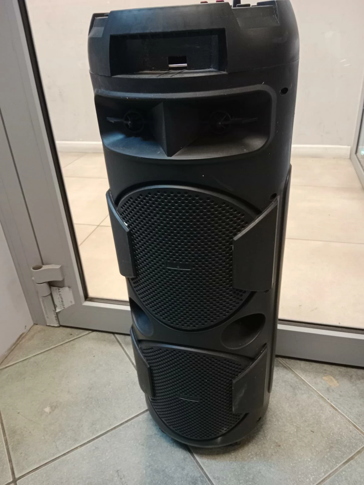 glosnik-bluetooth-roseland-boomer-kolor-czarny