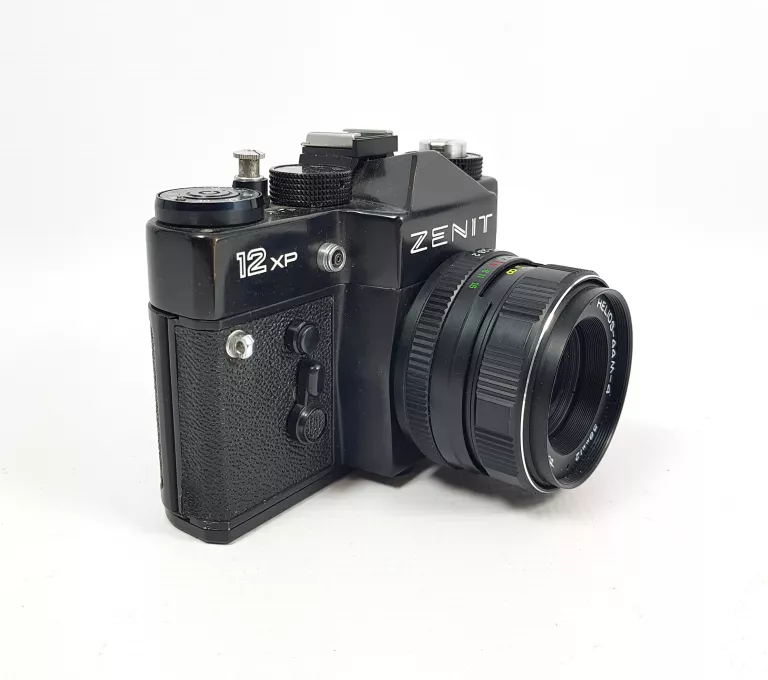 APARAT ZENIT 12XP + HELIOS 44M-4