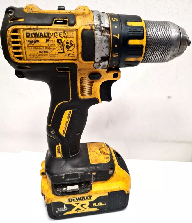 wkretarka-dewalt-dcd-790d2polecam-napiecie-v-18-v