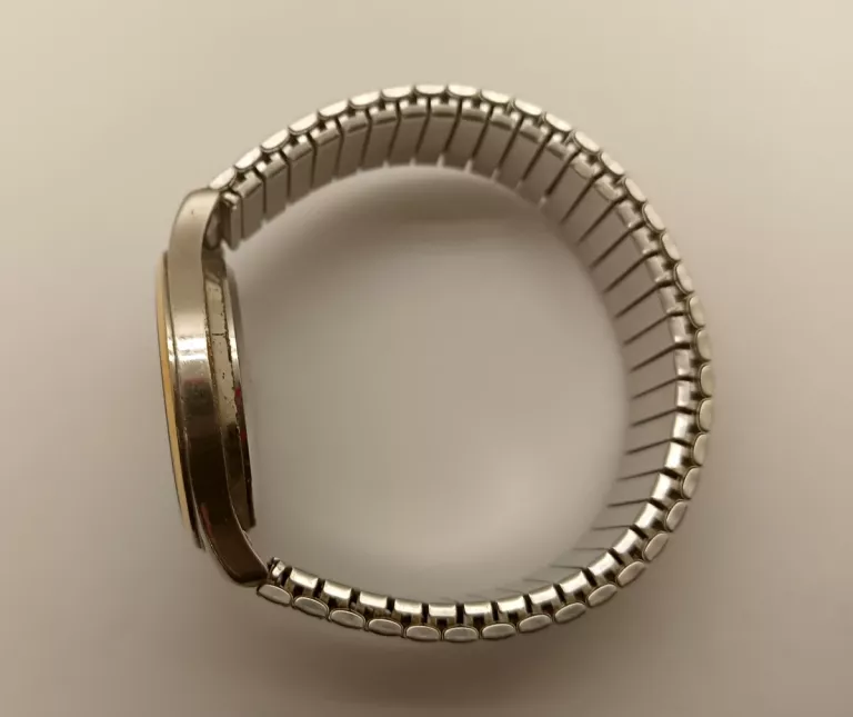 ZEGAREK ARMITRON 2105