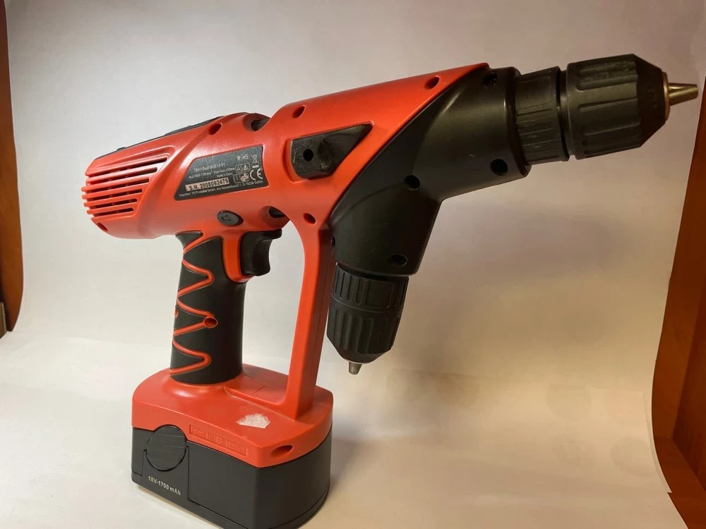 wiertarko-wkretarka-akumulatorowa-dual-drill-opis-stan-uzywany