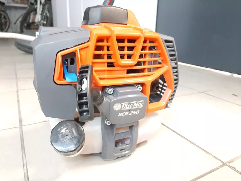 KOSA SPALINOWA OLEO MAC BCH 250T AKCESORIA