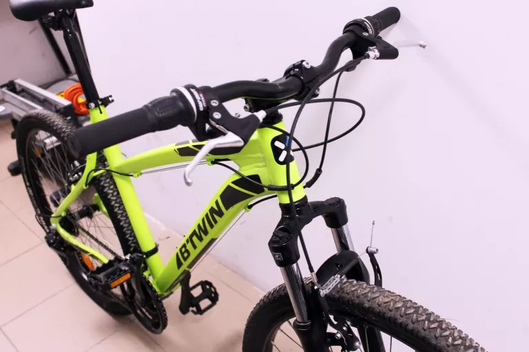 rower-b-twin-rockraider-340-neonowo-zielony-kolor-inny