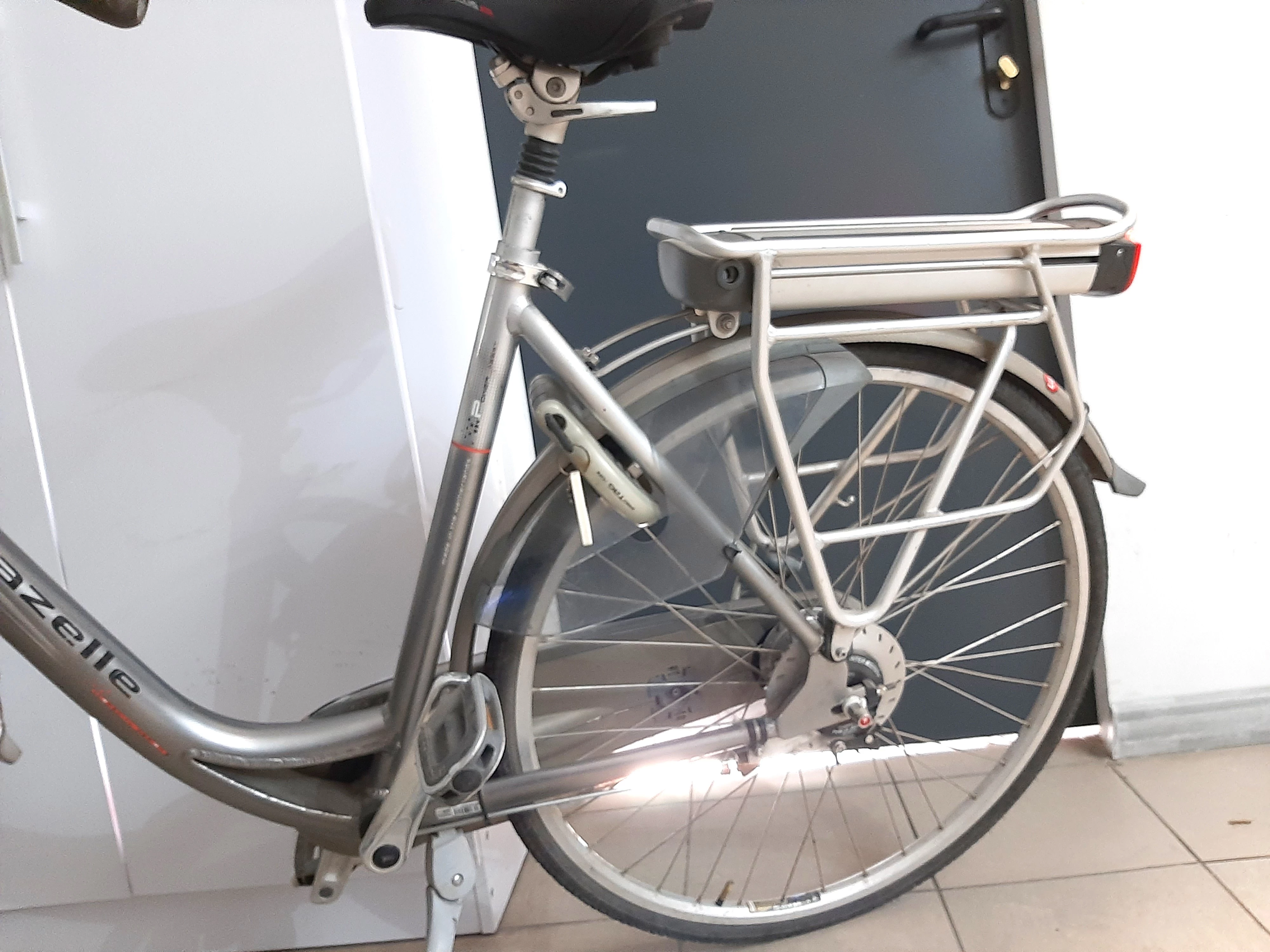 rower-elektryczny-gazelle-orange-innergy-kolor-srebrny