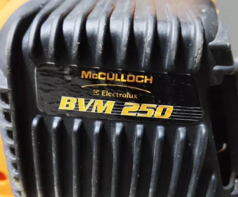 DMUCHAWA SPALINOWA MCCULLOCH BVM 250 RURA + WOREK