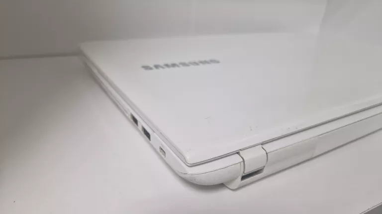 LAPTOP SAMSUNG 270E I3-312M 4/500GB WIN 8