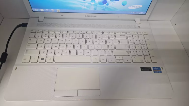LAPTOP SAMSUNG 270E I3-312M 4/500GB WIN 8