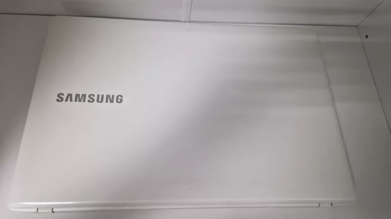 LAPTOP SAMSUNG 270E I3-312M 4/500GB WIN 8