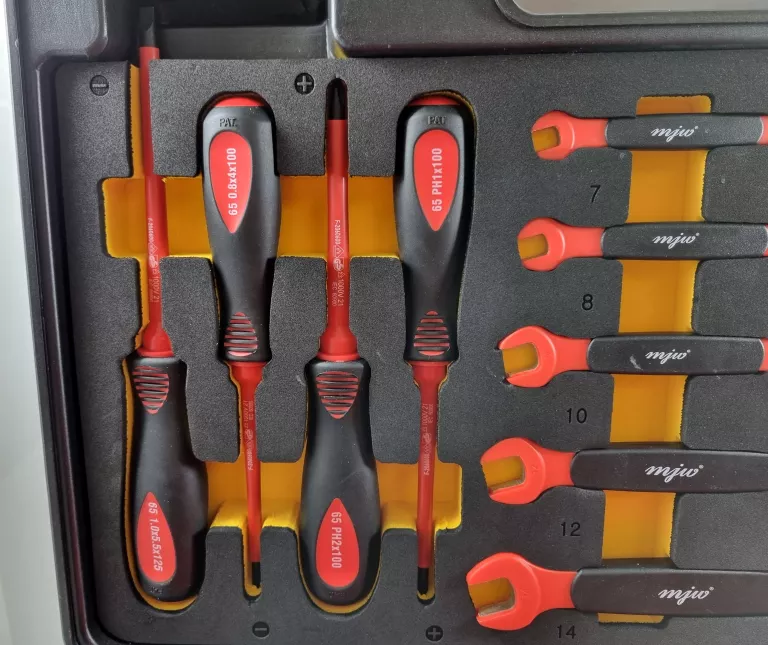 KLUCZE IZOLOWANE 1/2'' VDE 1000V MJW 703-003