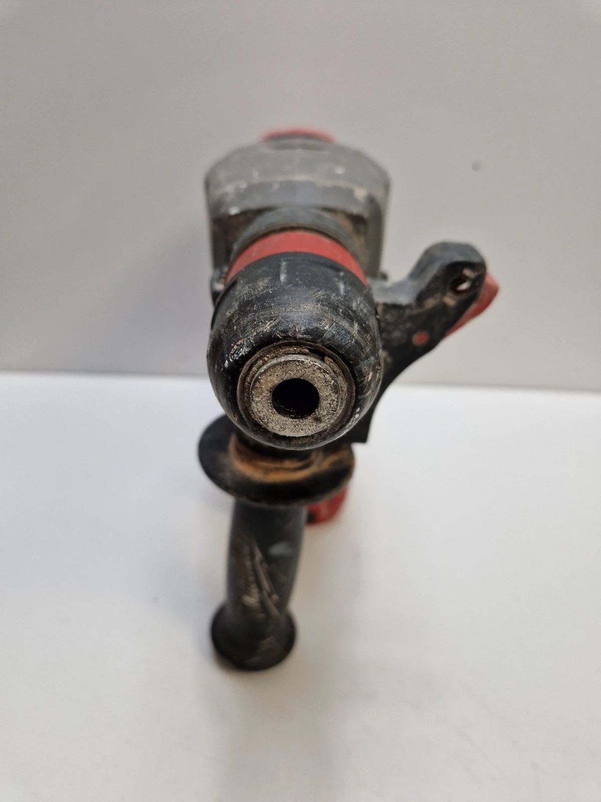 wiertarka-akumulatorowa-milwaukee-m18-chpx-sds-maksymalna-moc-700