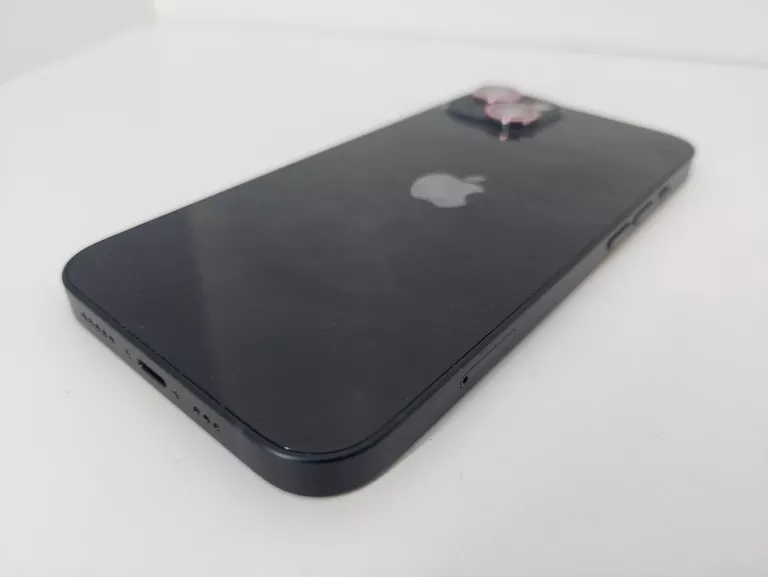 telefon-iphone-13-99-wbudowana-pamiec-128-gb