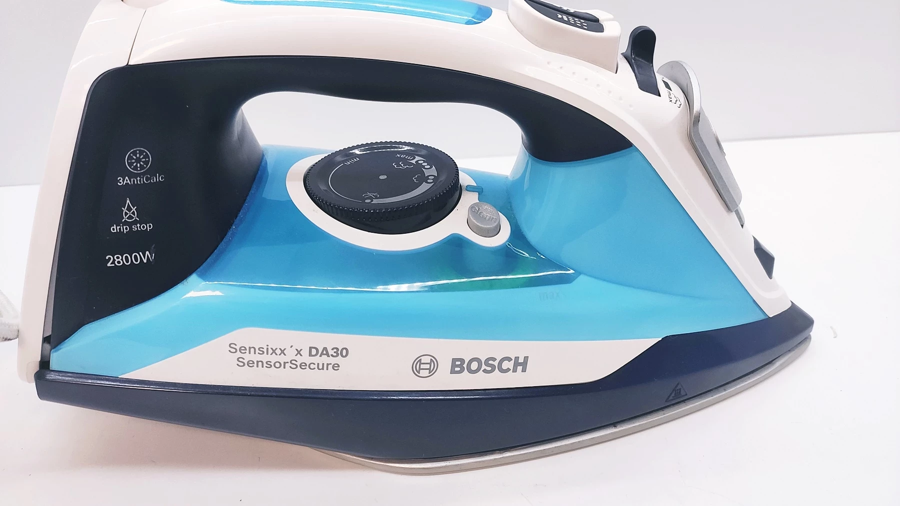 zelazko-bosch-sensixxx-da30-rodzaj-zelazka-z-generatorem-pary