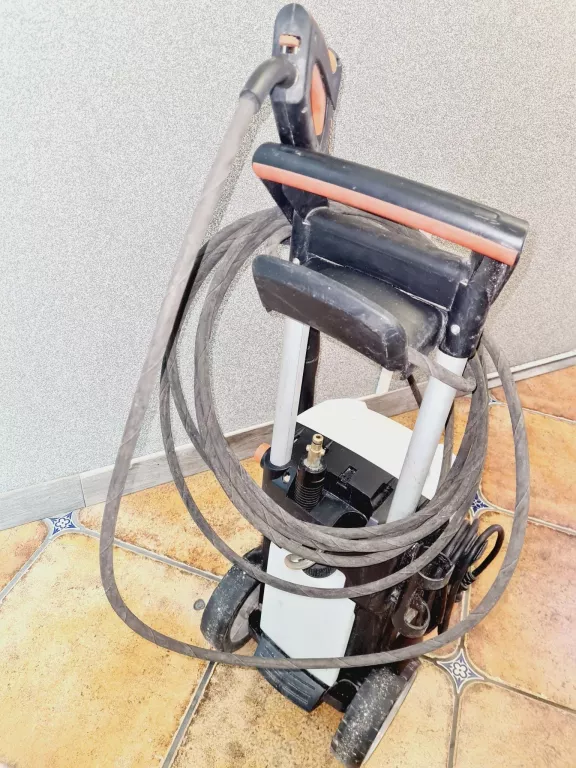MYJKA WYSOKOCISNIENIOWA STIHL RE 143