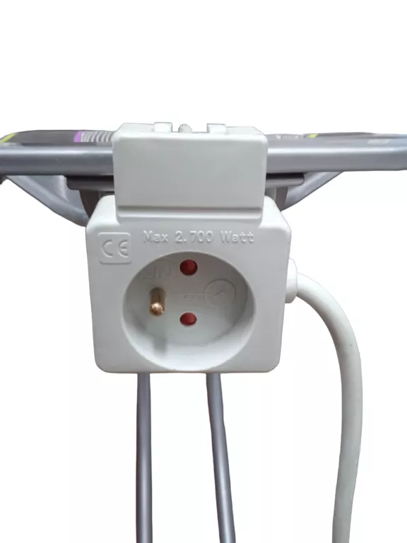 deska-do-prasowania-z-gniazdkiem-115cm-x-37cm-stan-uzywany