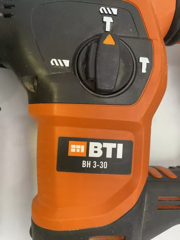WIERTARKA-UDAROWA PROFILINE BTI BH 3-30 950W