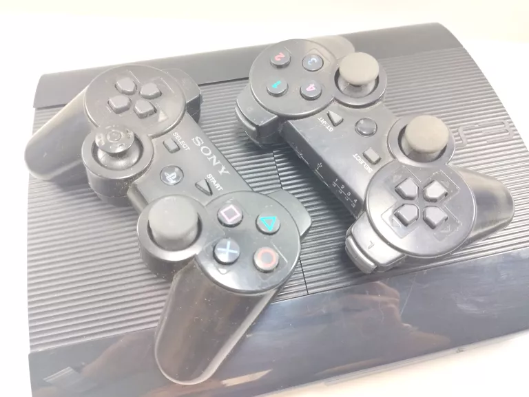 konsola-ps3-cech-4204a-pady-kolor-czarny