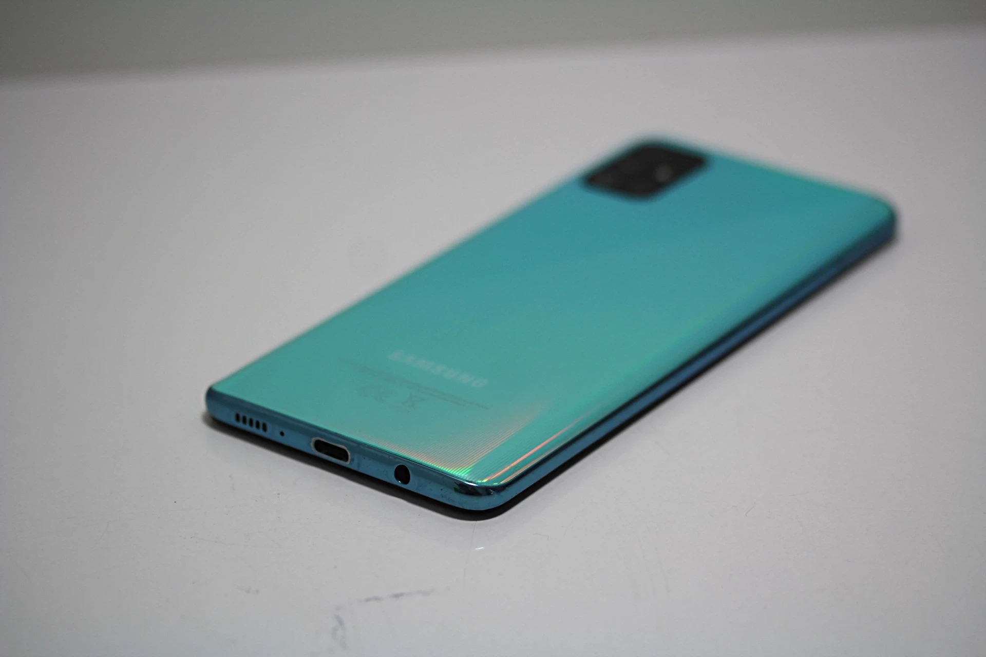 telefon-samsung-galaxy-a51-typ-smartfon