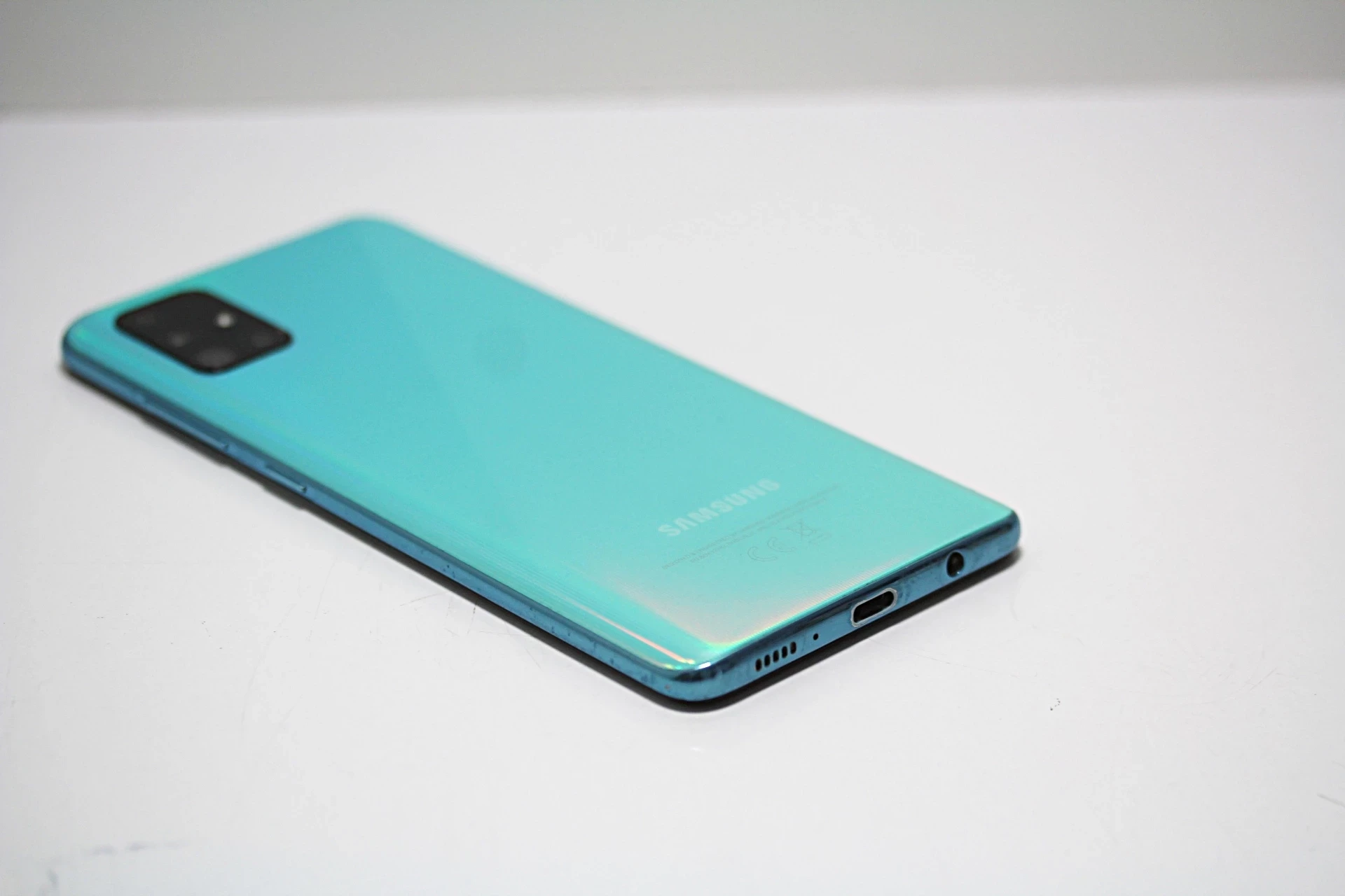 telefon-samsung-galaxy-a51-kod-producenta-sm-a515fzbveue